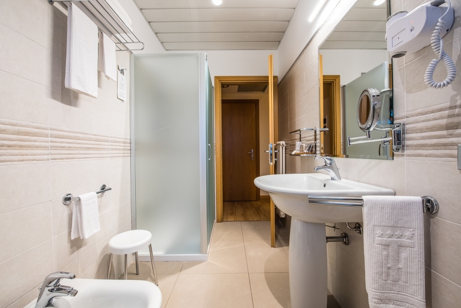 Big family rooms full of services