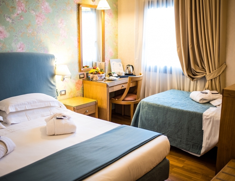 Fino a 3 persone nella camera dell'Hotel Touring Carpi