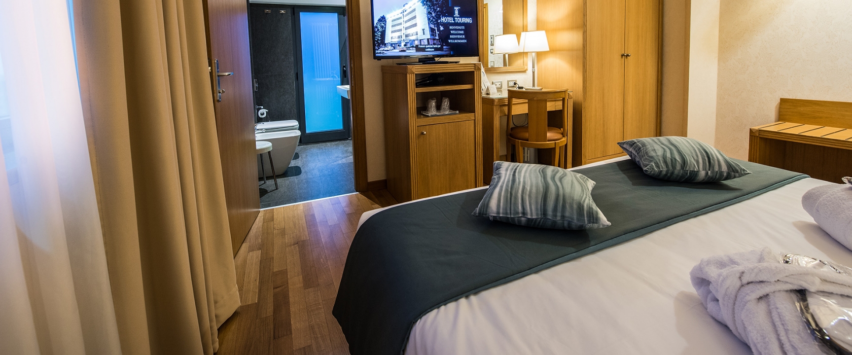 Lusso e comfort nelle suite dell'Hotel Touring a Carpi